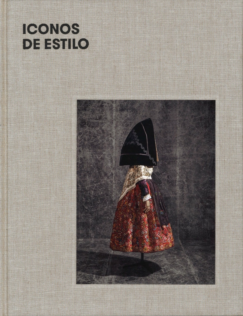  Iconos de estilo: una mirada a la indumentaria tradicional 