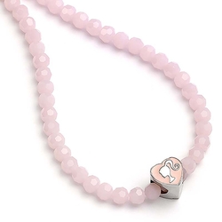 Collar Con Perlas Rosas Con Silueta De Barbie En Abalorio De